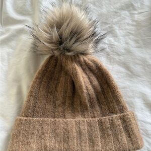 Aritzia Cozy Brown Knit Pom-Pom Beanie
